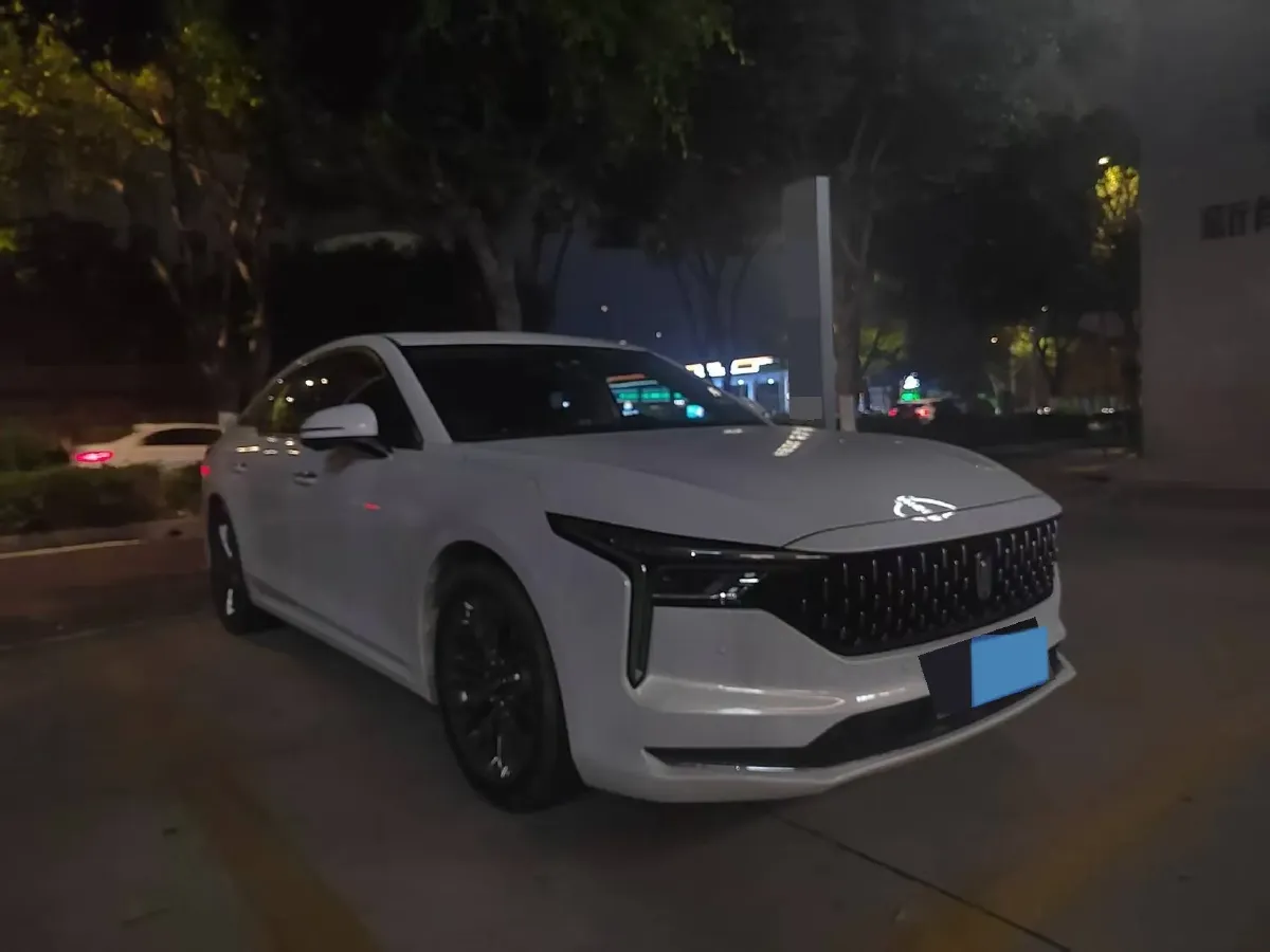 2023 Bestune B70 1.5T 169HP L4 7DCT,autocango,china used car exporter,china ev exporter,chinese used car exporter,chinese used ev exporter