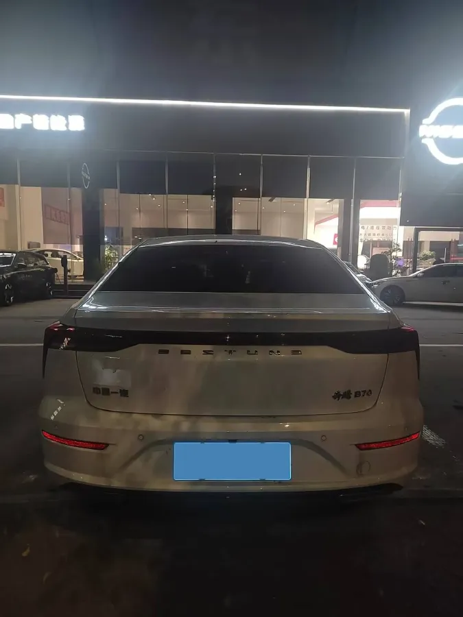 2023 Bestune B70 1.5T 169HP L4 7DCT,autocango,china used car exporter,china ev exporter,chinese used car exporter,chinese used ev exporter