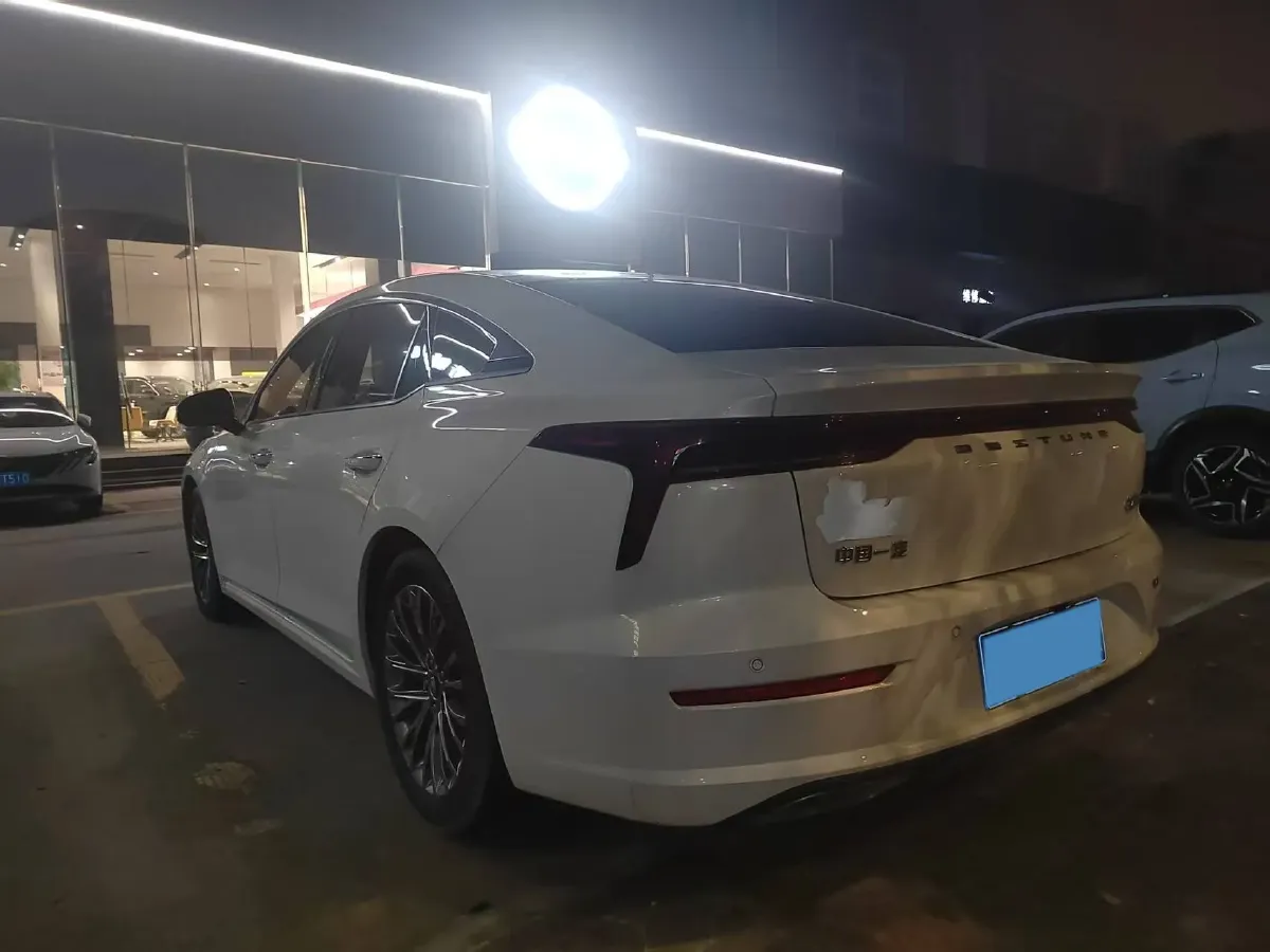 2023 Bestune B70 1.5T 169HP L4 7DCT,autocango,china used car exporter,china ev exporter,chinese used car exporter,chinese used ev exporter