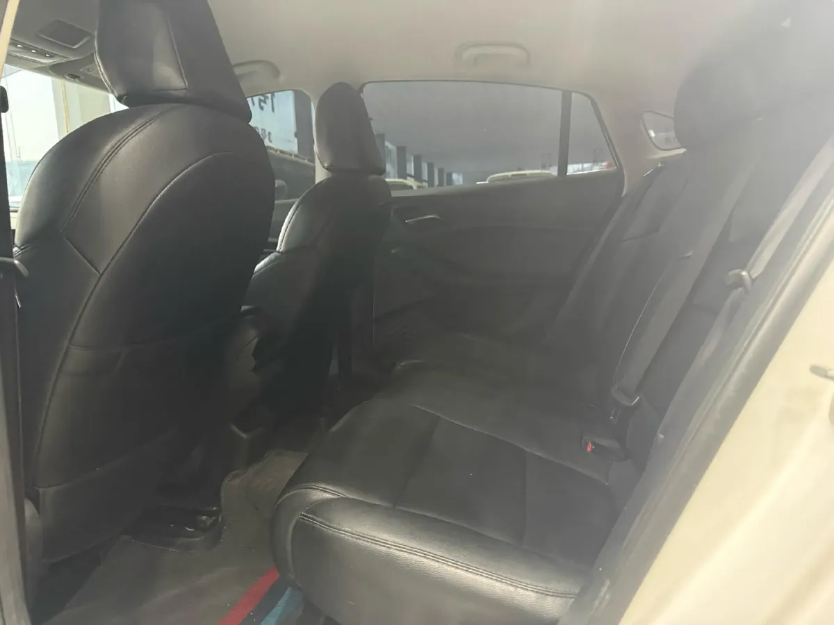 2023 MG 5 1.5L 129HP L4 5MT,autocango,china used car exporter,china ev exporter,chinese used car exporter,chinese used ev exporter