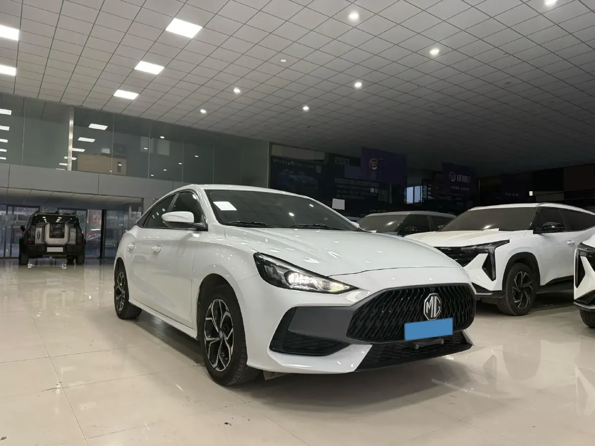2023 MG 5 1.5L 129HP L4 5MT,autocango,china used car exporter,china ev exporter,chinese used car exporter,chinese used ev exporter