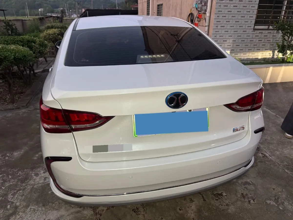 2018 BeiJing Auto EU5 BEV 53.66KWH,autocango,china used car exporter,china ev exporter,chinese used car exporter,chinese used ev exporter