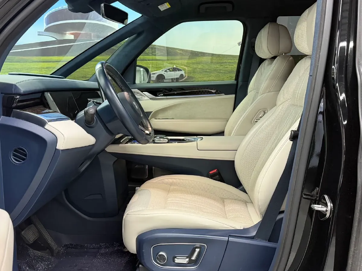 2022 Zeekr 009 BEV 116KWH,autocango,china used car exporter,china ev exporter,chinese used car exporter,chinese used ev exporter