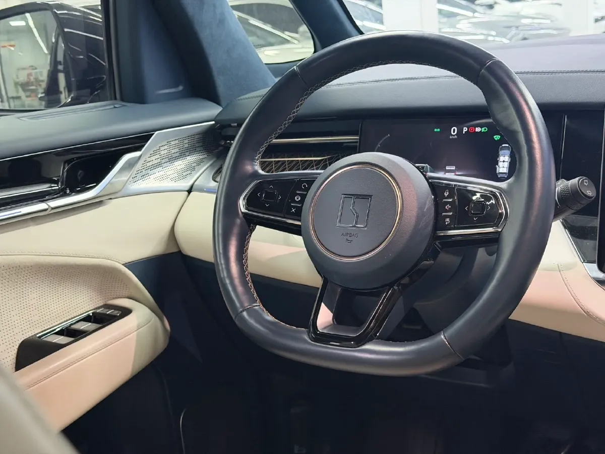 2022 Zeekr 009 BEV 116KWH,autocango,china used car exporter,china ev exporter,chinese used car exporter,chinese used ev exporter