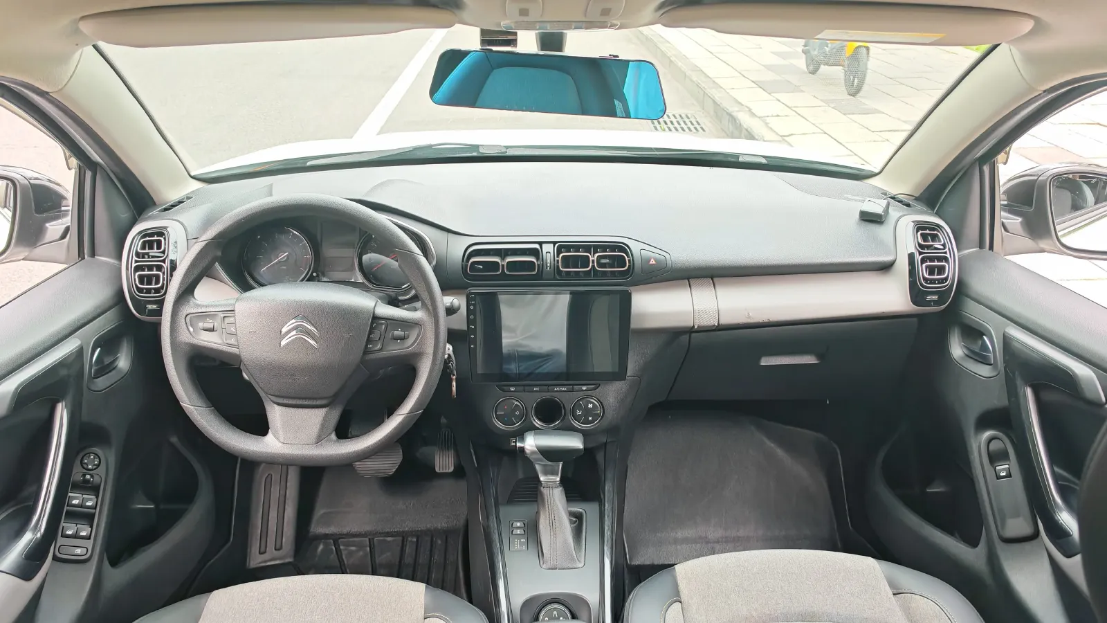 2019 Citroen C3-XR 1.2T 136HP L3 6DCT,autocango,china used car exporter,china ev exporter,chinese used car exporter,chinese used ev exporter