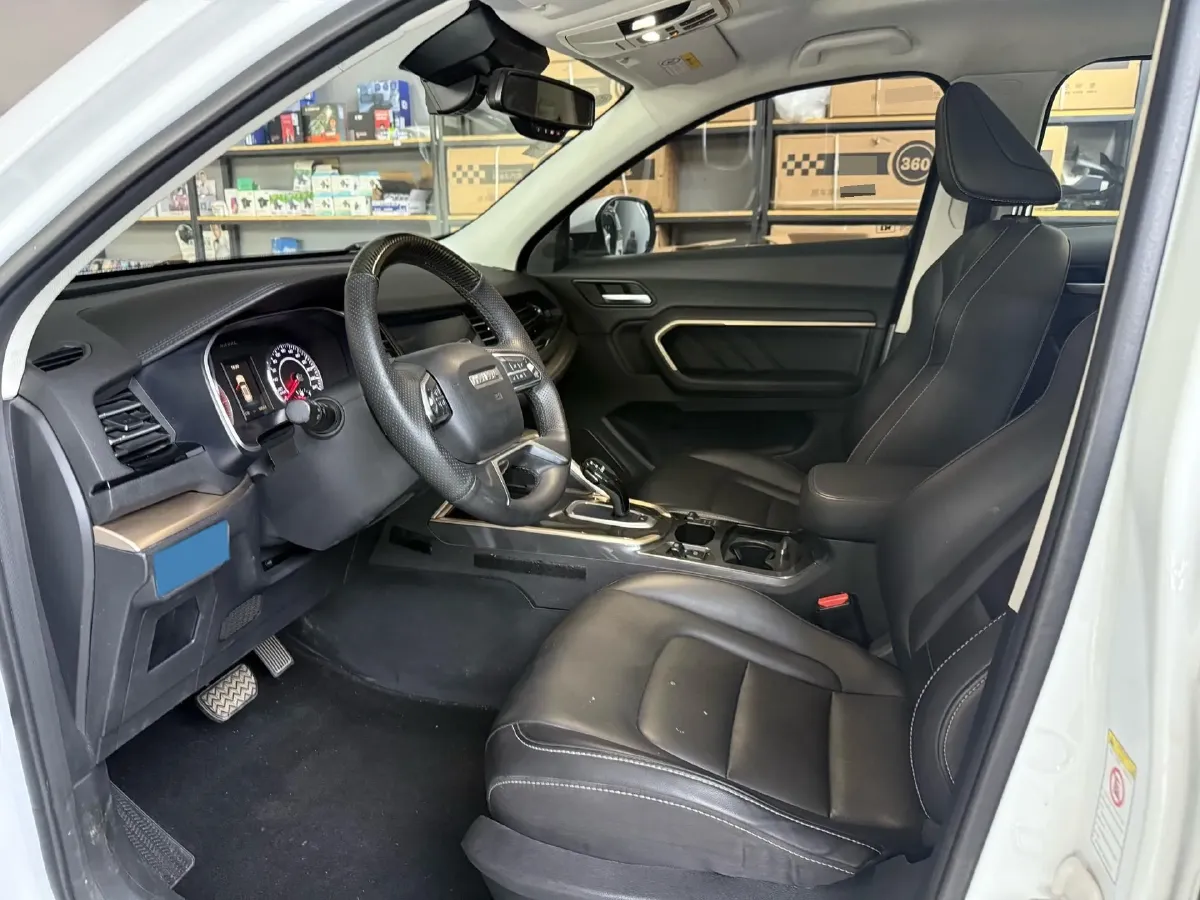 2020 Haval H6 1.5T 169HP L4 7DCT,autocango,china used car exporter,china ev exporter,chinese used car exporter,chinese used ev exporter