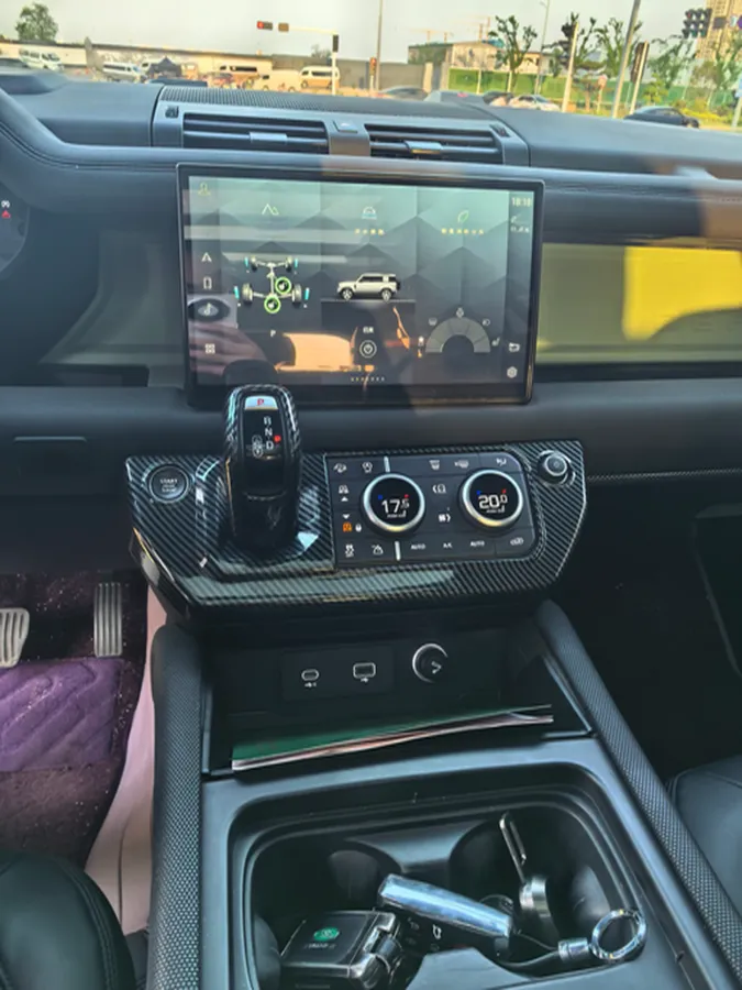 2023 Land Rover Defender 3.0T 400HP L6 8AT,autocango,china used car exporter,china ev exporter,chinese used car exporter,chinese used ev exporter