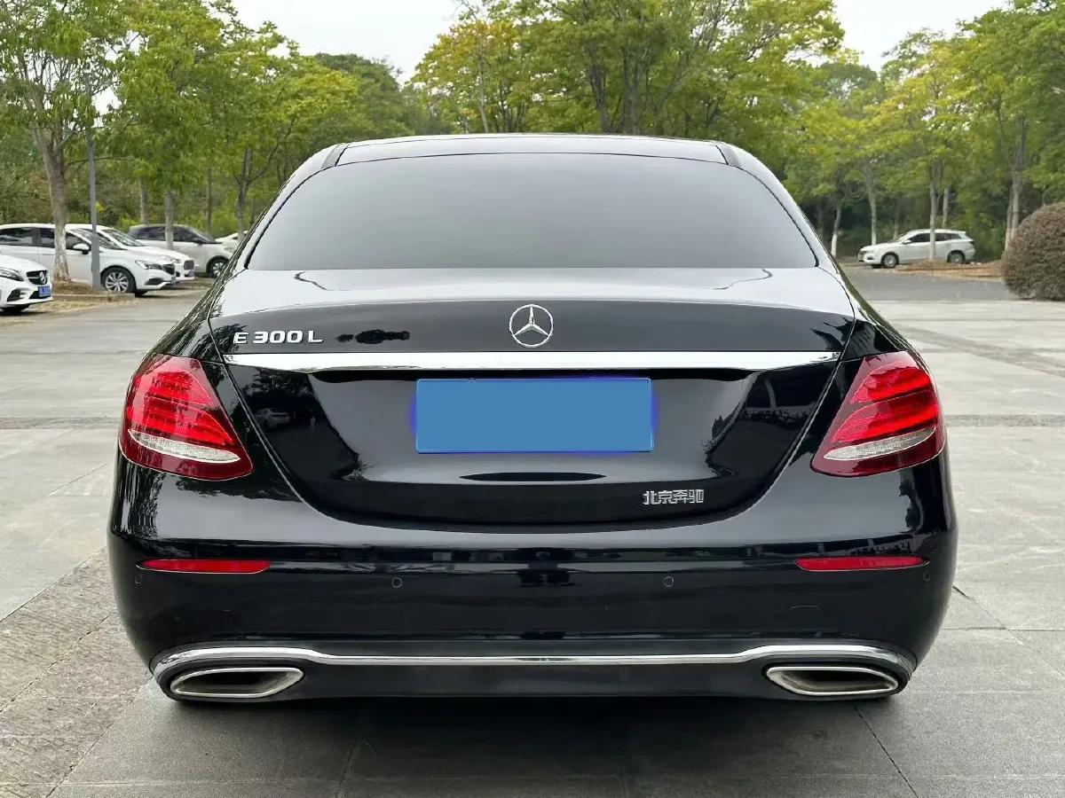 2020 Mercedes-Benz E Class 2.0T 258HP L4 9AT,autocango,china used car exporter,china ev exporter,chinese used car exporter,chinese used ev exporter
