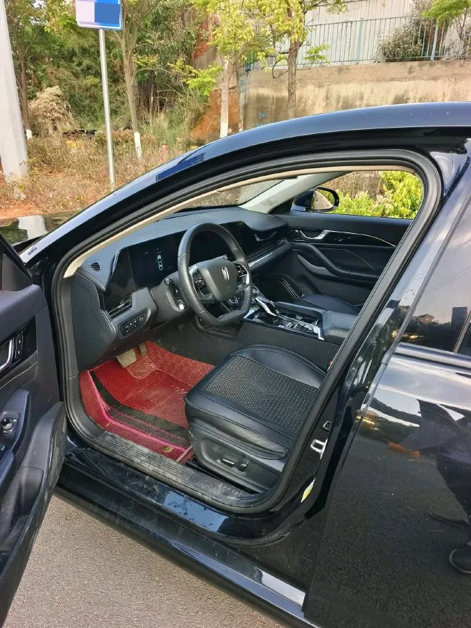 2023 Bestune B70 1.5T 169HP L4 7DCT,autocango,china used car exporter,china ev exporter,chinese used car exporter,chinese used ev exporter