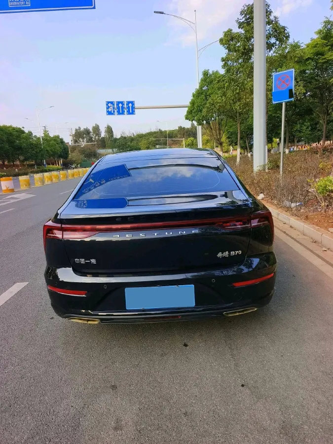 2023 Bestune B70 1.5T 169HP L4 7DCT,autocango,china used car exporter,china ev exporter,chinese used car exporter,chinese used ev exporter