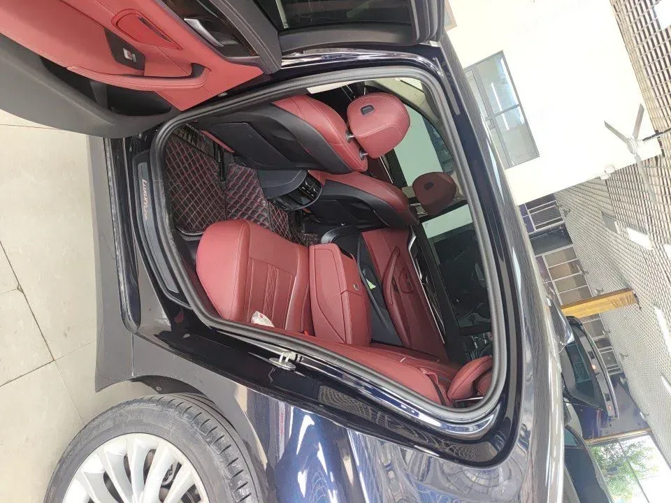 2022 BMW 5 Series 2.0T 184HP L4 8AT,autocango,china used car exporter,china ev exporter,chinese used car exporter,chinese used ev exporter