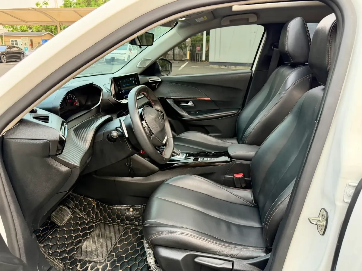 2020 Peugeot 2008 1.2T 136HP L3 6DCT,autocango,china used car exporter,china ev exporter,chinese used car exporter,chinese used ev exporter