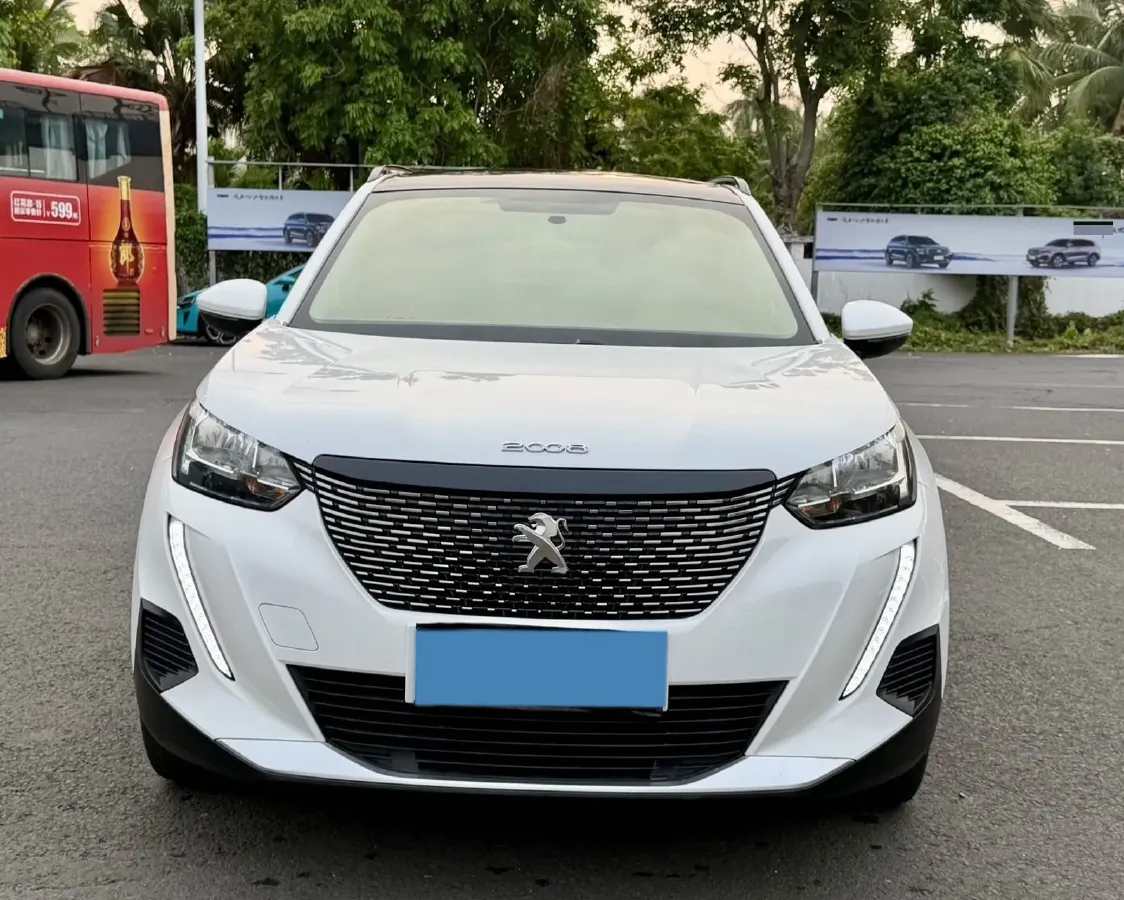 2020 Peugeot 2008 1.2T 136HP L3 6DCT,autocango,china used car exporter,china ev exporter,chinese used car exporter,chinese used ev exporter