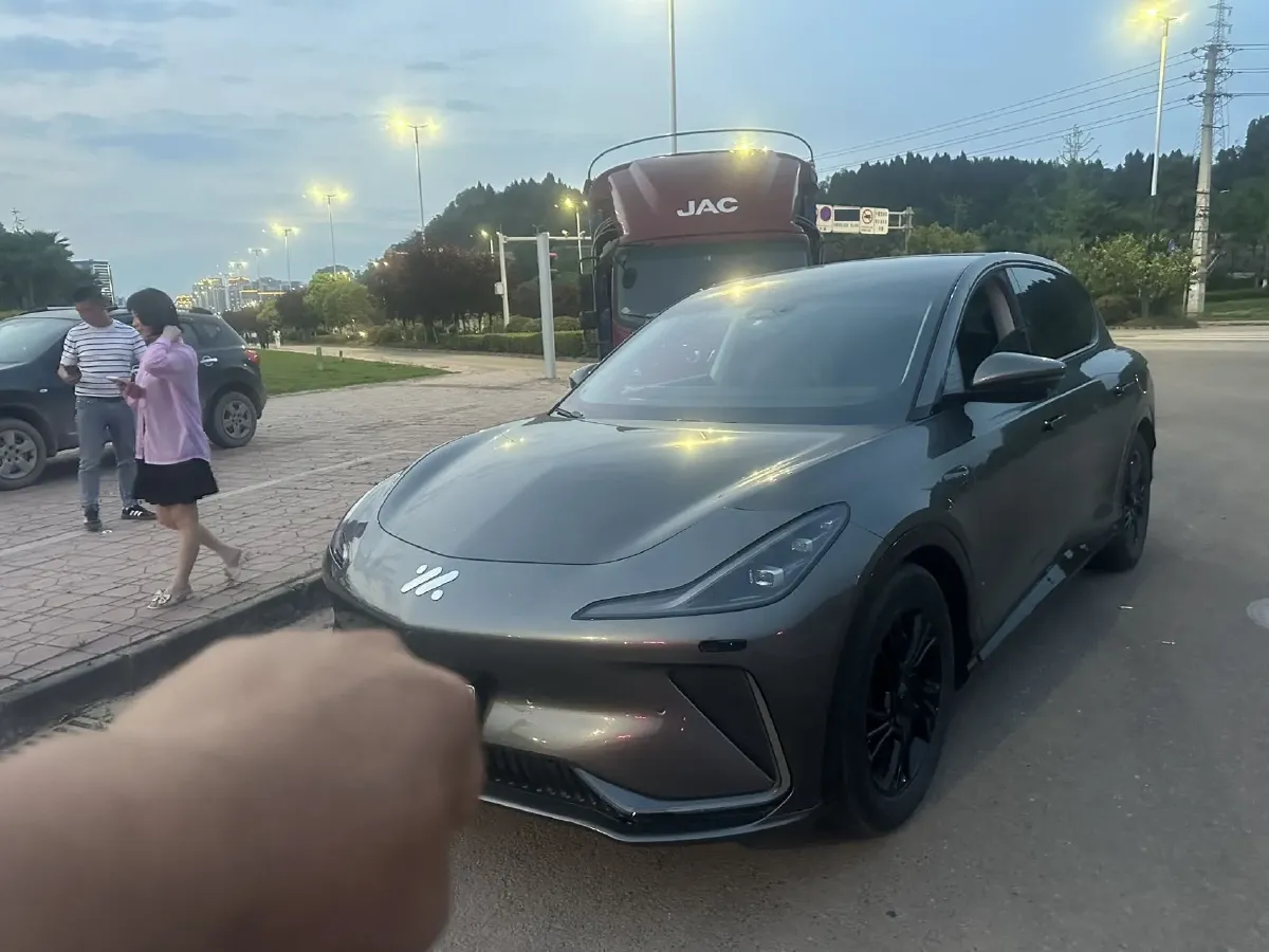 2023 IM LS7 BEV 90KWH,autocango,china used car exporter,china ev exporter,chinese used car exporter,chinese used ev exporter