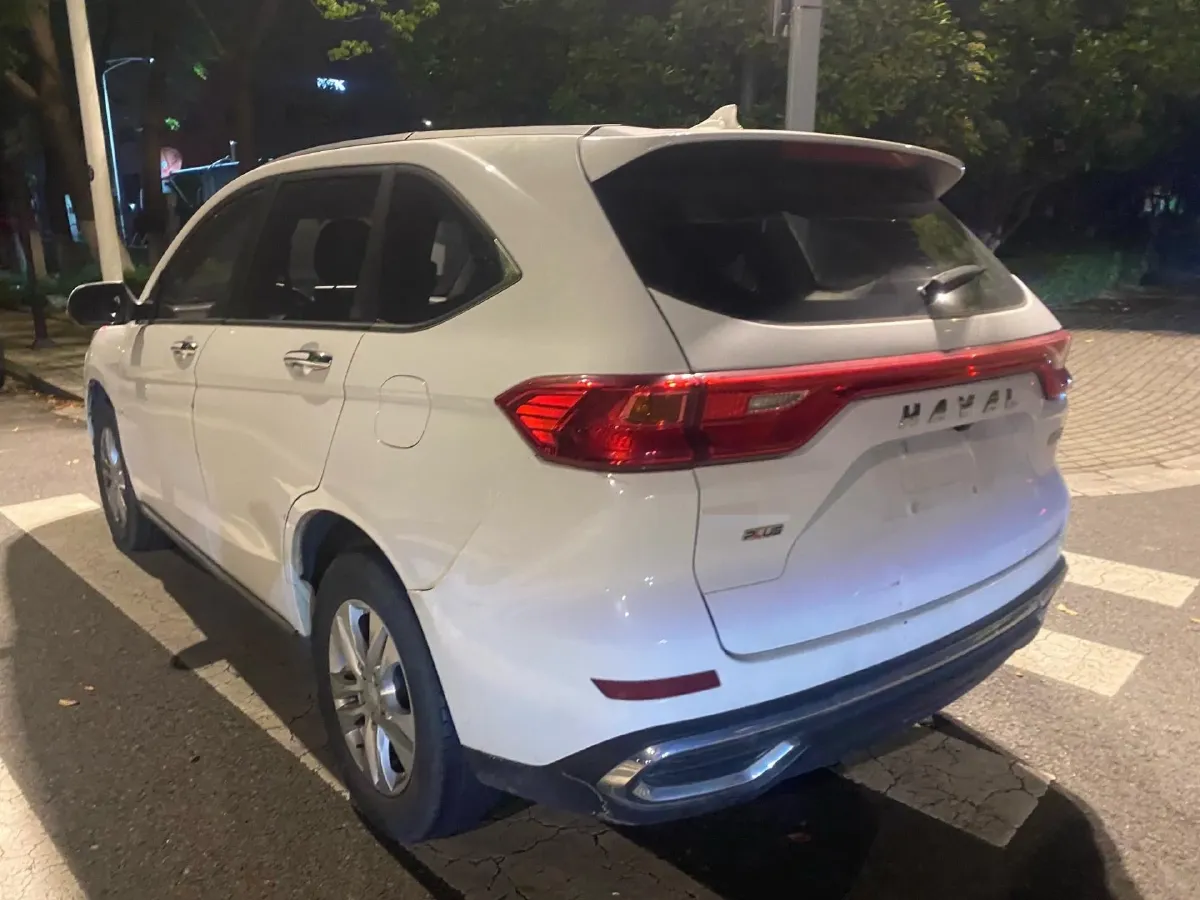 2021 Haval M6 1.5T 150HP L4 7DCT,autocango,china used car exporter,china ev exporter,chinese used car exporter,chinese used ev exporter