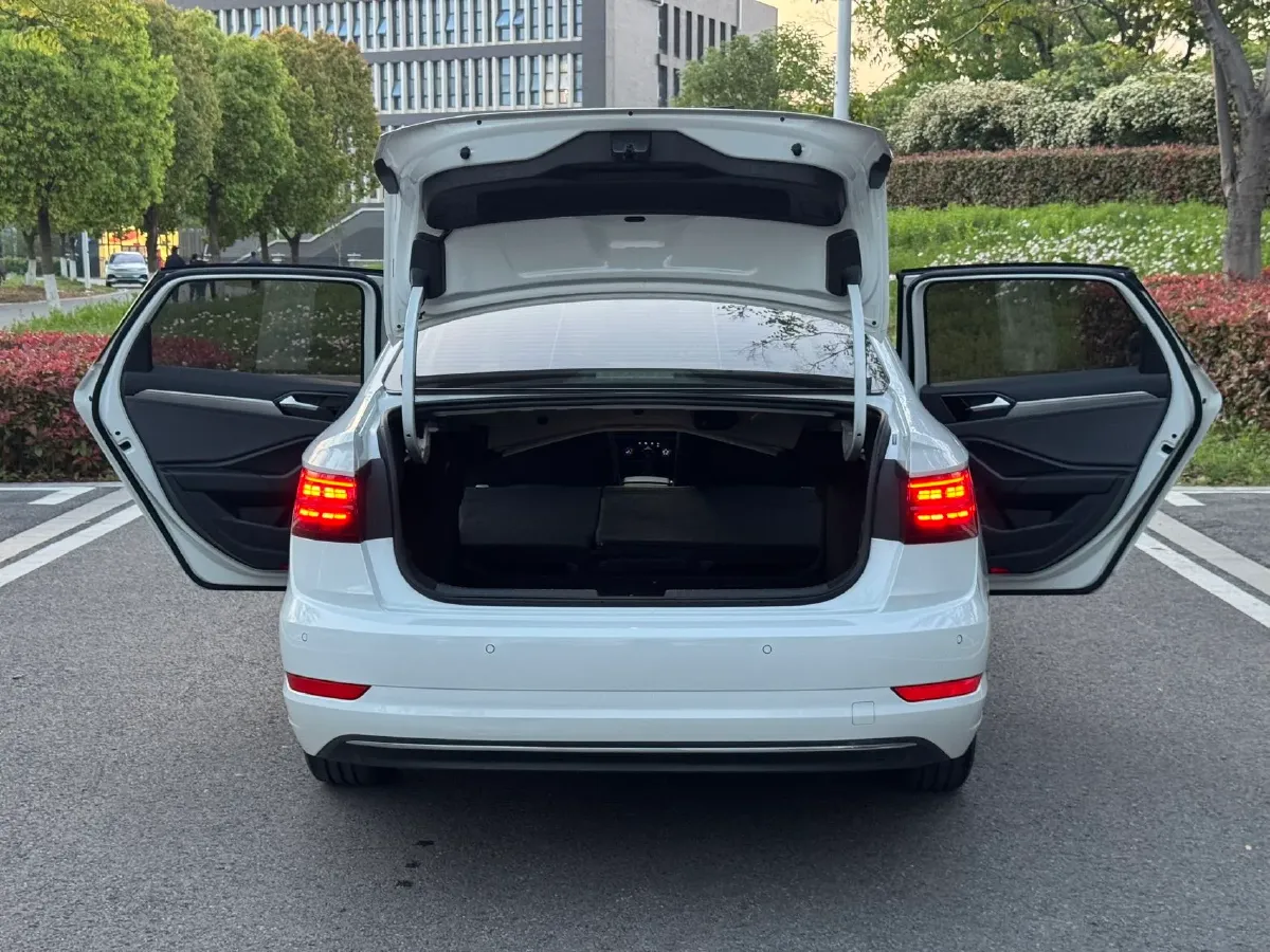 2020 Volkswagen Sagitar 1.4T 150HP L4 7DCT,autocango,china used car exporter,china ev exporter,chinese used car exporter,chinese used ev exporter