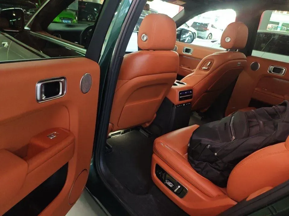 2022 Li L9 Range Extended 154HP REEV 42.6KWH,autocango,china used car exporter,china ev exporter,chinese used car exporter,chinese used ev exporter