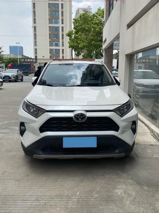 2020 Toyota RAV4 2.0L 171HP L4 CVT,autocango,china used car exporter,china ev exporter,chinese used car exporter,chinese used ev exporter