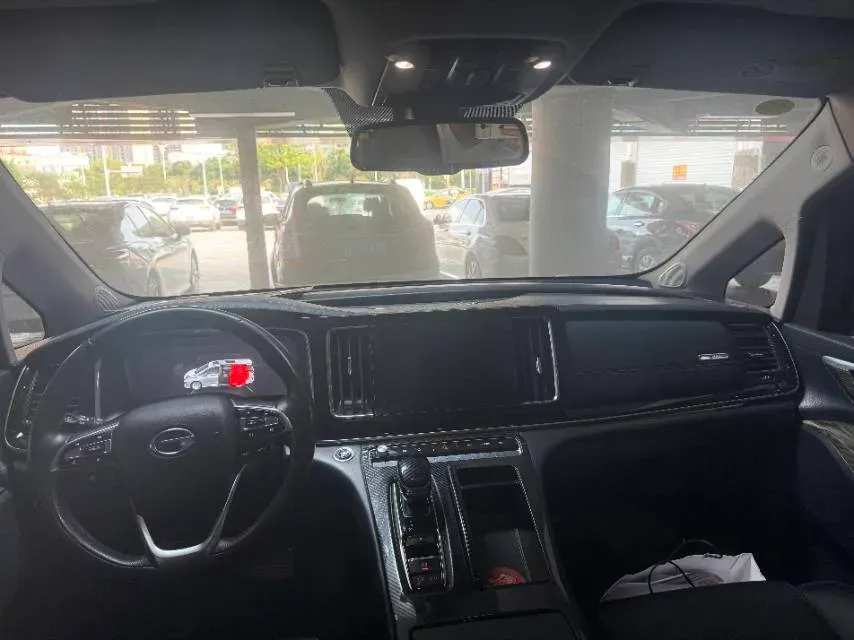 2021 GAC Trumpchi M8 2.0T 252HP L4 8AT,autocango,china used car exporter,china ev exporter,chinese used car exporter,chinese used ev exporter