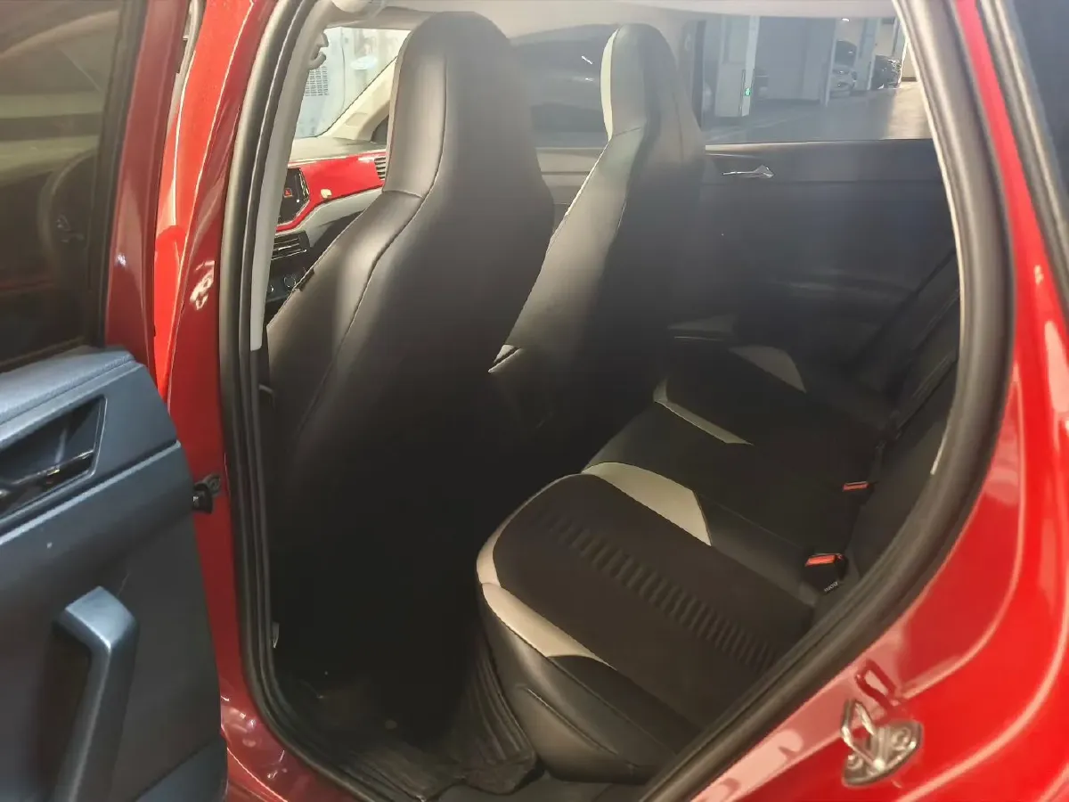 2019 Volkswagen Polo 1.5L 113HP L4 6AT,autocango,china used car exporter,china ev exporter,chinese used car exporter,chinese used ev exporter