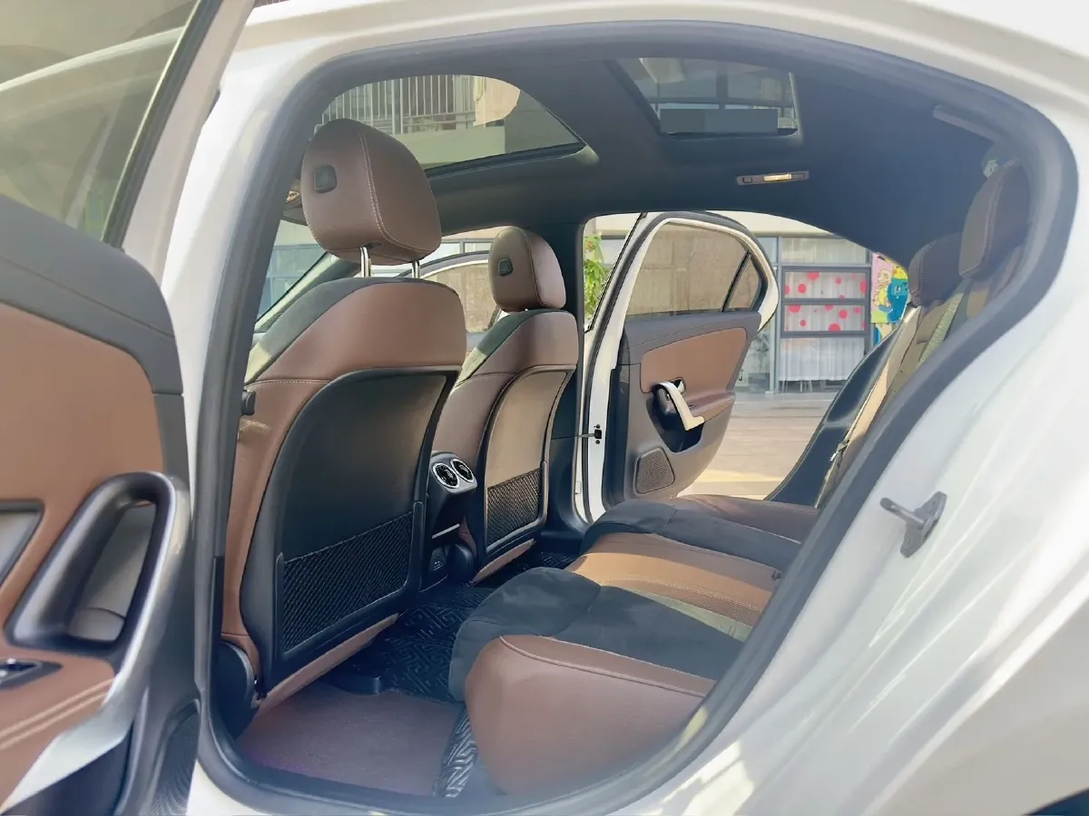 2021 Mercedes-Benz A Class 1.3T 163HP L4 7DCT,autocango,china used car exporter,china ev exporter,chinese used car exporter,chinese used ev exporter