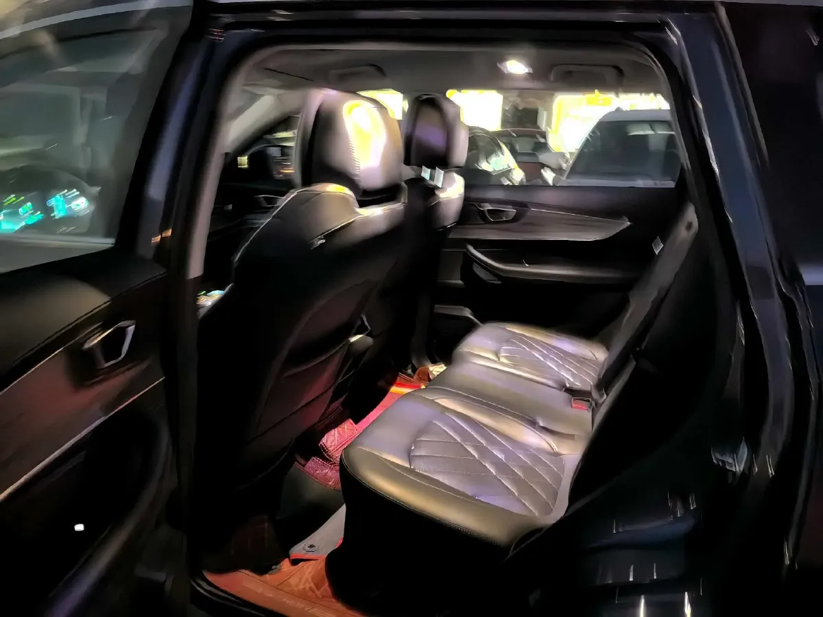 2022 HongQi E-QM5 BEV 54KWH,autocango,china used car exporter,china ev exporter,chinese used car exporter,chinese used ev exporter