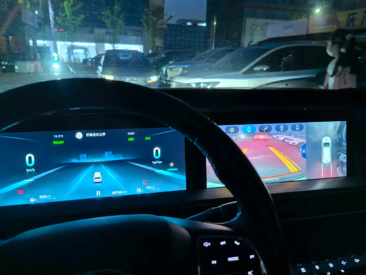 2022 HongQi E-QM5 BEV 54KWH,autocango,china used car exporter,china ev exporter,chinese used car exporter,chinese used ev exporter