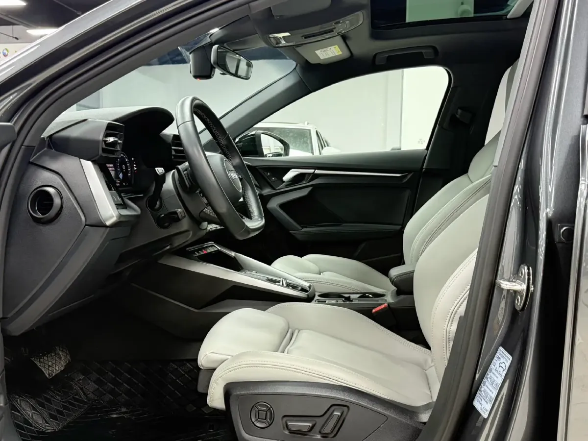 2023 Audi A3 1.4T 150HP L4 7DCT,autocango,china used car exporter,china ev exporter,chinese used car exporter,chinese used ev exporter