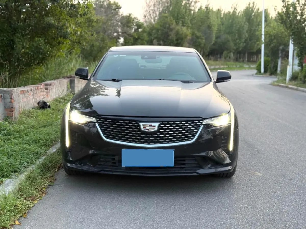 2021 Cadillac CT4 2.0T 237HP L4 8AT,autocango,china used car exporter,china ev exporter,chinese used car exporter,chinese used ev exporter