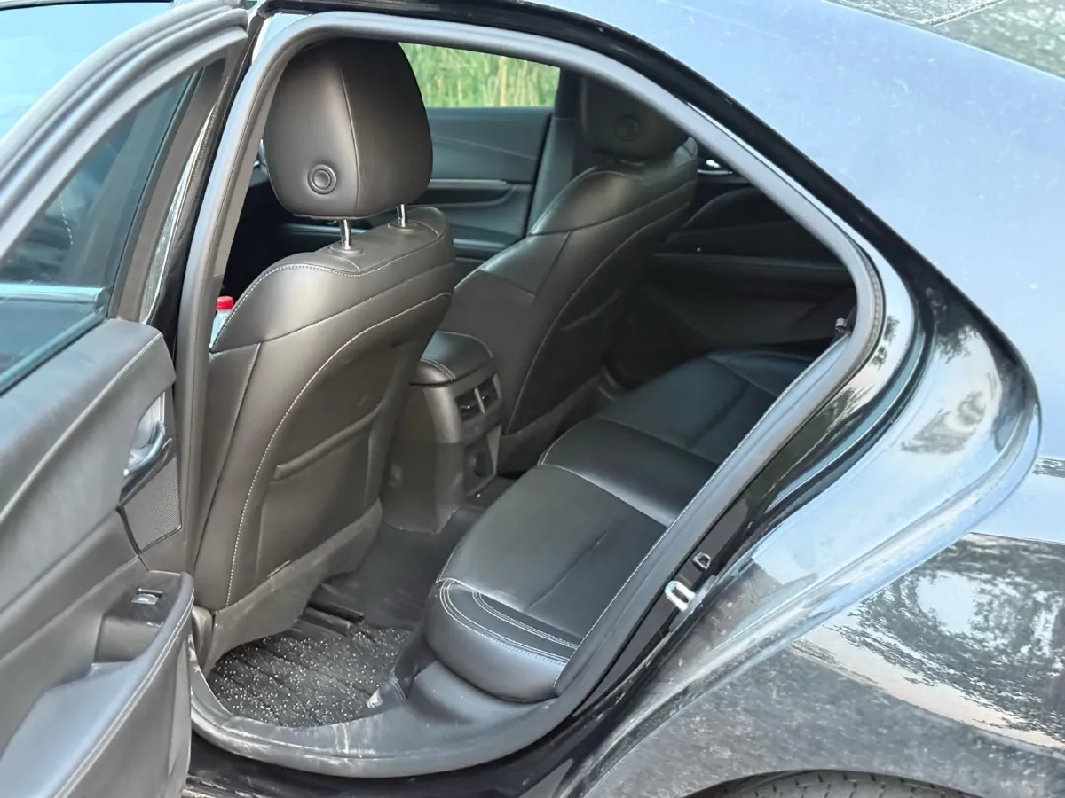 2021 Cadillac CT4 2.0T 237HP L4 8AT,autocango,china used car exporter,china ev exporter,chinese used car exporter,chinese used ev exporter