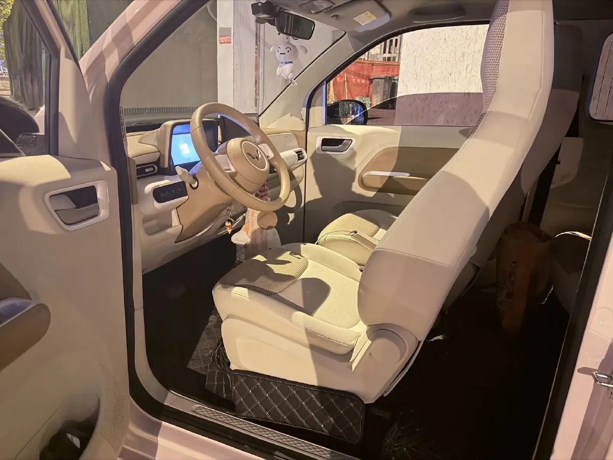 2024 WuLing HongGuang MINI EV BEV 17.3KWH,autocango,china used car exporter,china ev exporter,chinese used car exporter,chinese used ev exporter