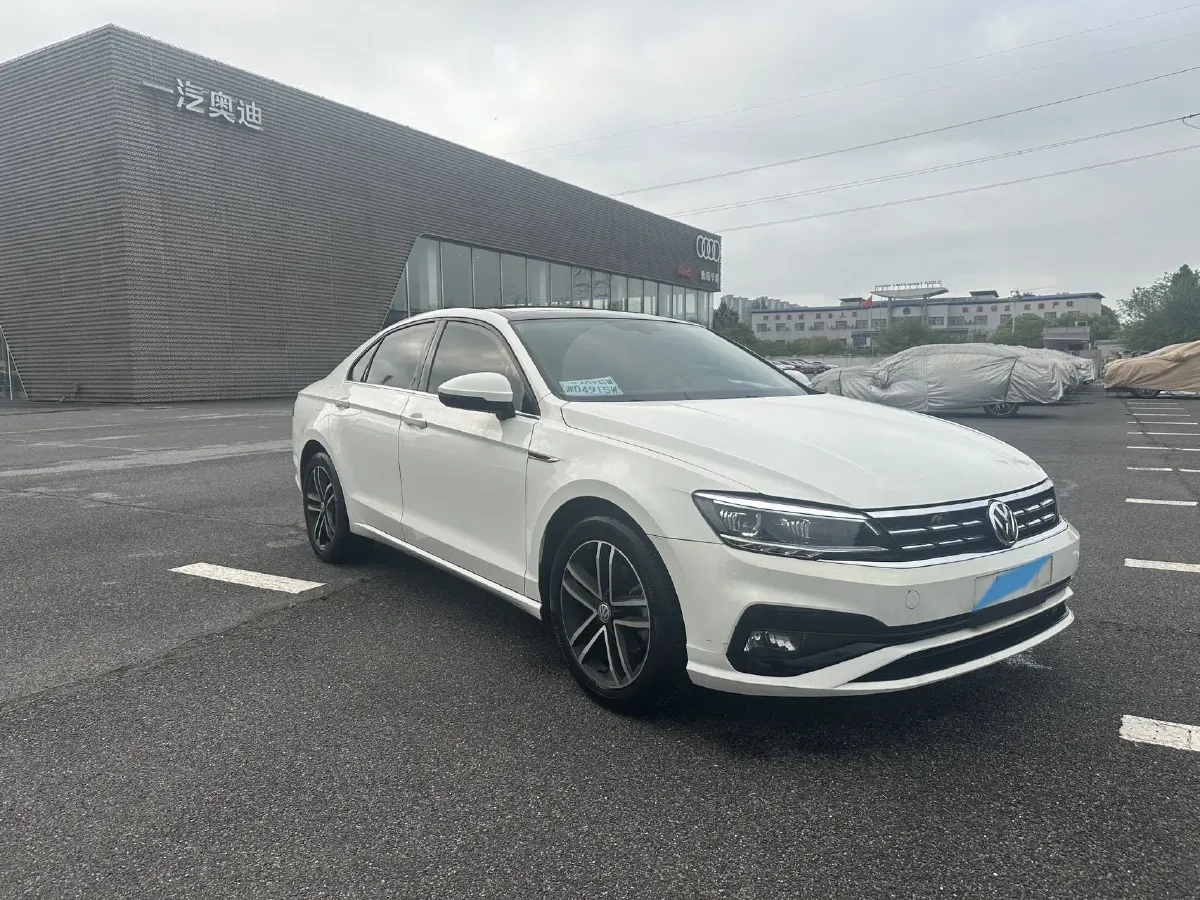 2019 Volkswagen Passat 1.4T 150HP L4 7DCT,autocango,china used car exporter,china ev exporter,chinese used car exporter,chinese used ev exporter