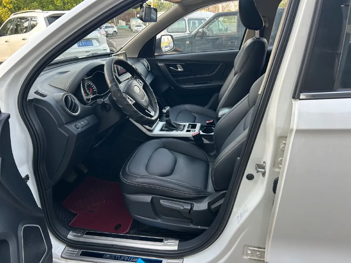 2019 Bestune X40 1.6L 114HP L4 6AT,autocango,china used car exporter,china ev exporter,chinese used car exporter,chinese used ev exporter