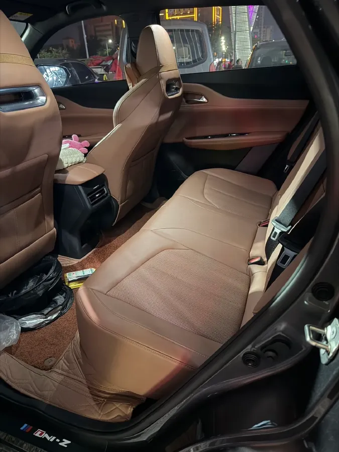 2025 ChangAn UNI-Z 1.5T 188HP L4 7DCT,autocango,china used car exporter,china ev exporter,chinese used car exporter,chinese used ev exporter