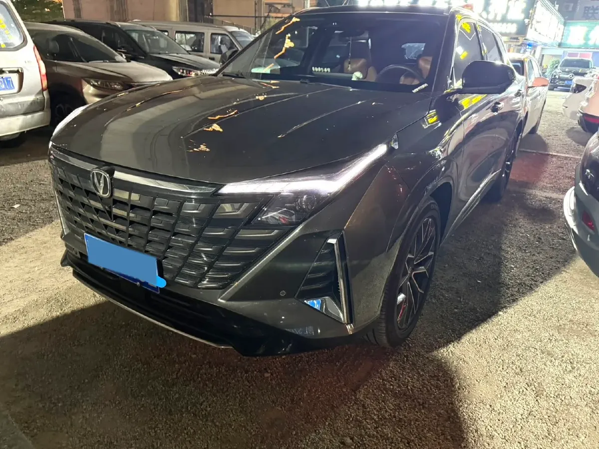 2025 ChangAn UNI-Z 1.5T 188HP L4 7DCT,autocango,china used car exporter,china ev exporter,chinese used car exporter,chinese used ev exporter