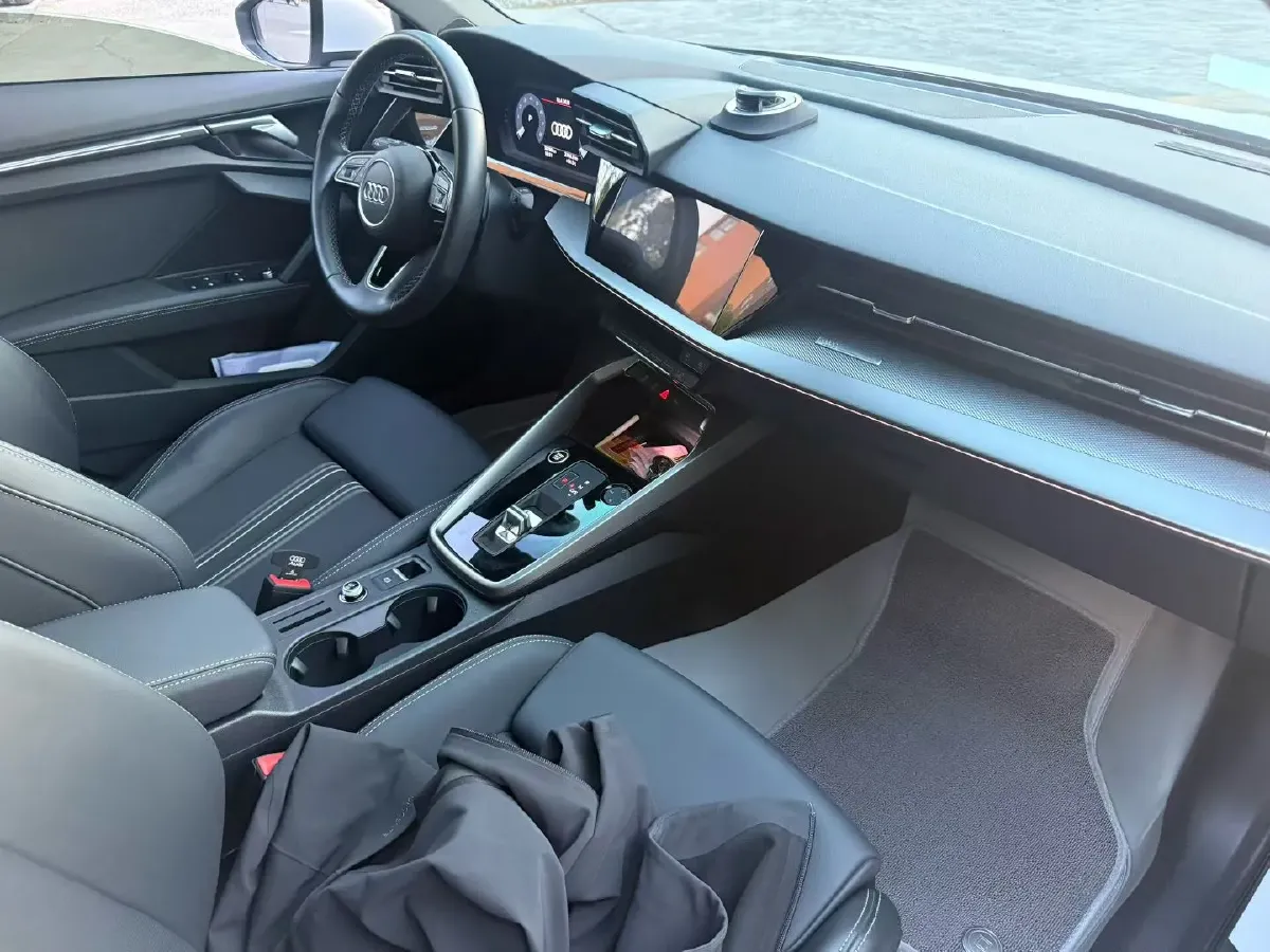 2024 Audi A3 1.4T 150HP L4 7DCT,autocango,china used car exporter,china ev exporter,chinese used car exporter,chinese used ev exporter