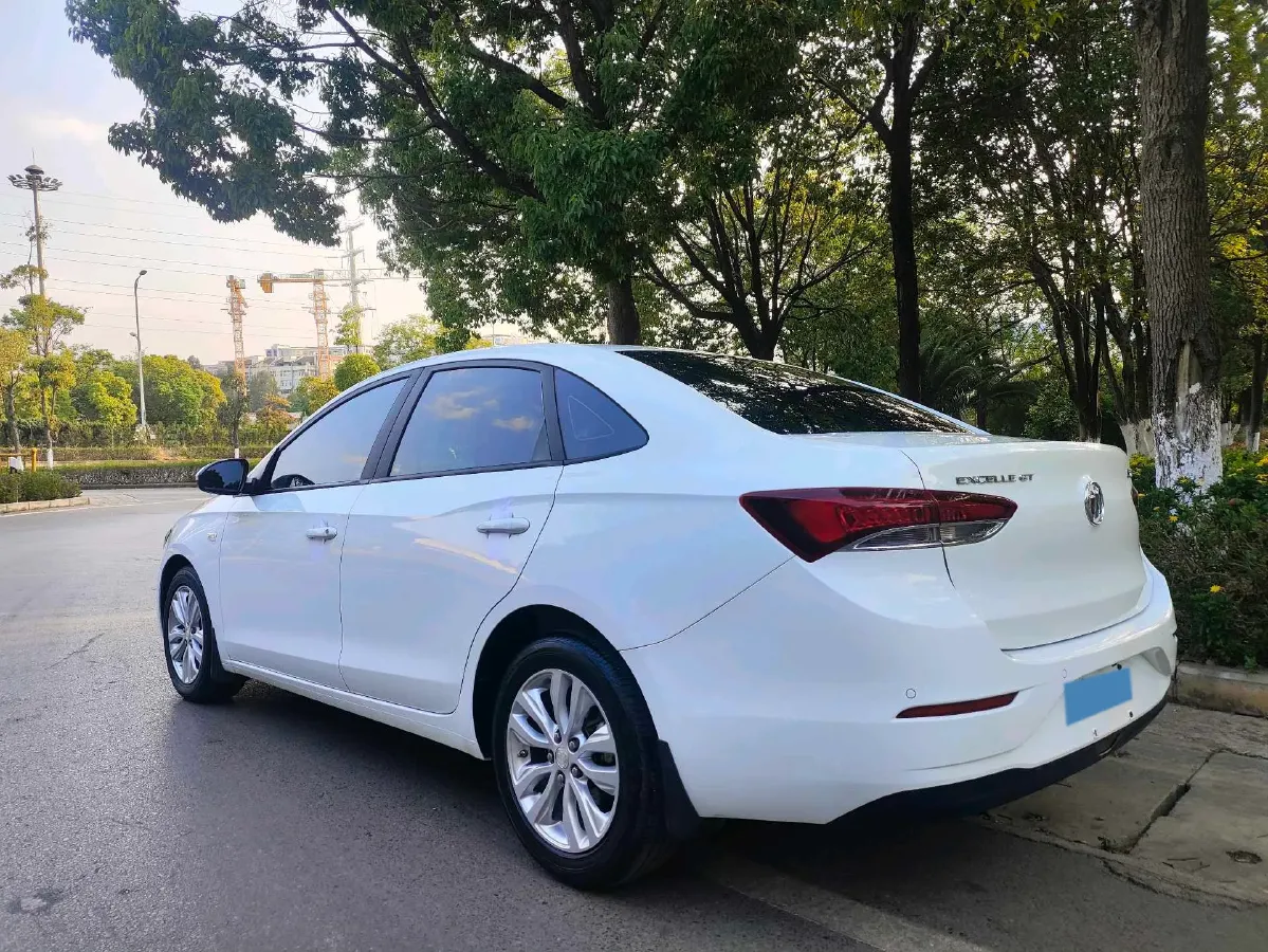 2021 Buick Excelle 1.5L 113HP L4 6AT,autocango,china used car exporter,china ev exporter,chinese used car exporter,chinese used ev exporter