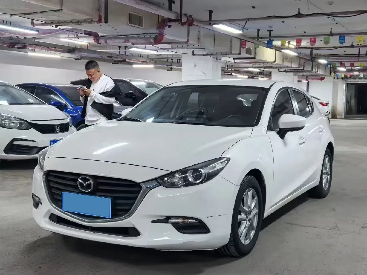 2017 Mazda 3 Axela 1.5L 117HP L4 6MT,autocango,china used car exporter,china ev exporter,chinese used car exporter,chinese used ev exporter