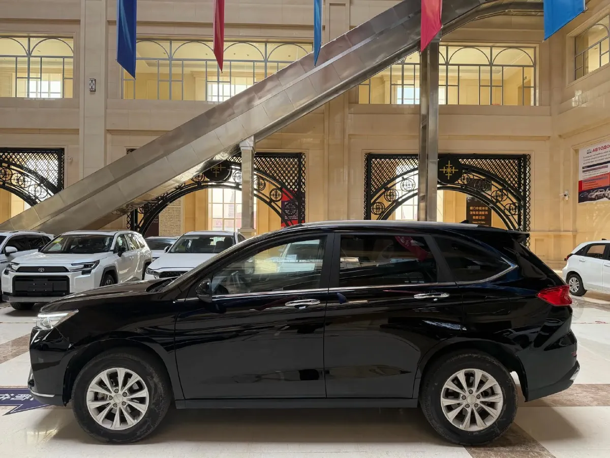 2023 Haval M6 1.5T 150HP L4 7DCT,autocango,china used car exporter,china ev exporter,chinese used car exporter,chinese used ev exporter