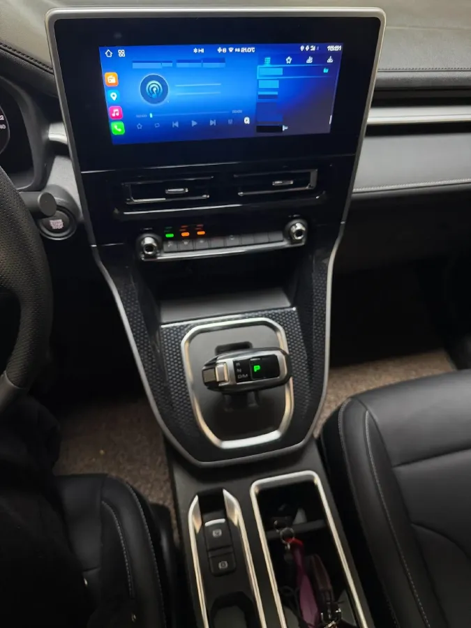 2023 Haval M6 1.5T 150HP L4 7DCT,autocango,china used car exporter,china ev exporter,chinese used car exporter,chinese used ev exporter