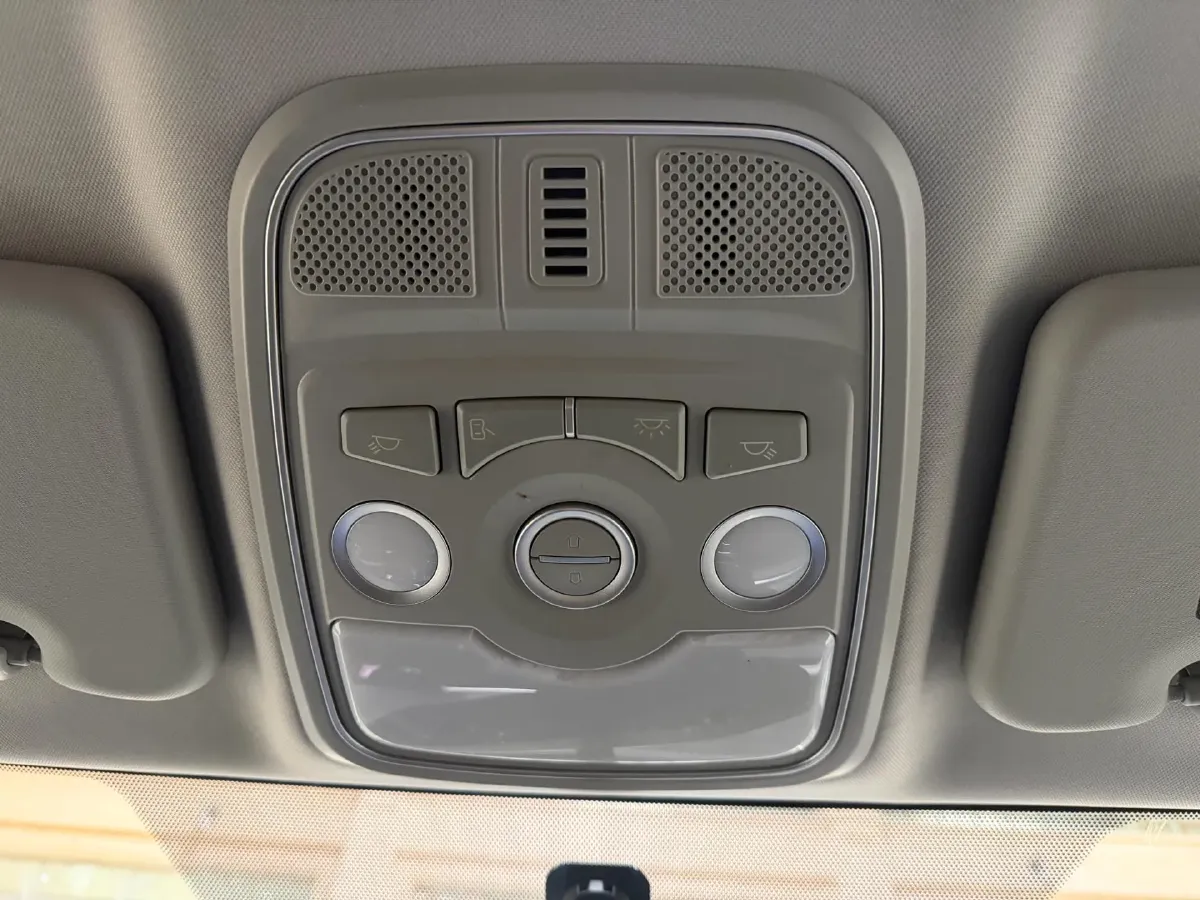 2023 Haval M6 1.5T 150HP L4 7DCT,autocango,china used car exporter,china ev exporter,chinese used car exporter,chinese used ev exporter