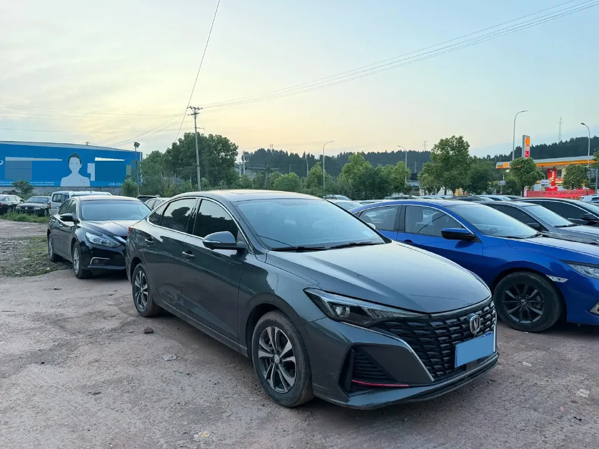 2021 ChangAn Eado 1.4T 160HP L4 7DCT,autocango,china used car exporter,china ev exporter,chinese used car exporter,chinese used ev exporter