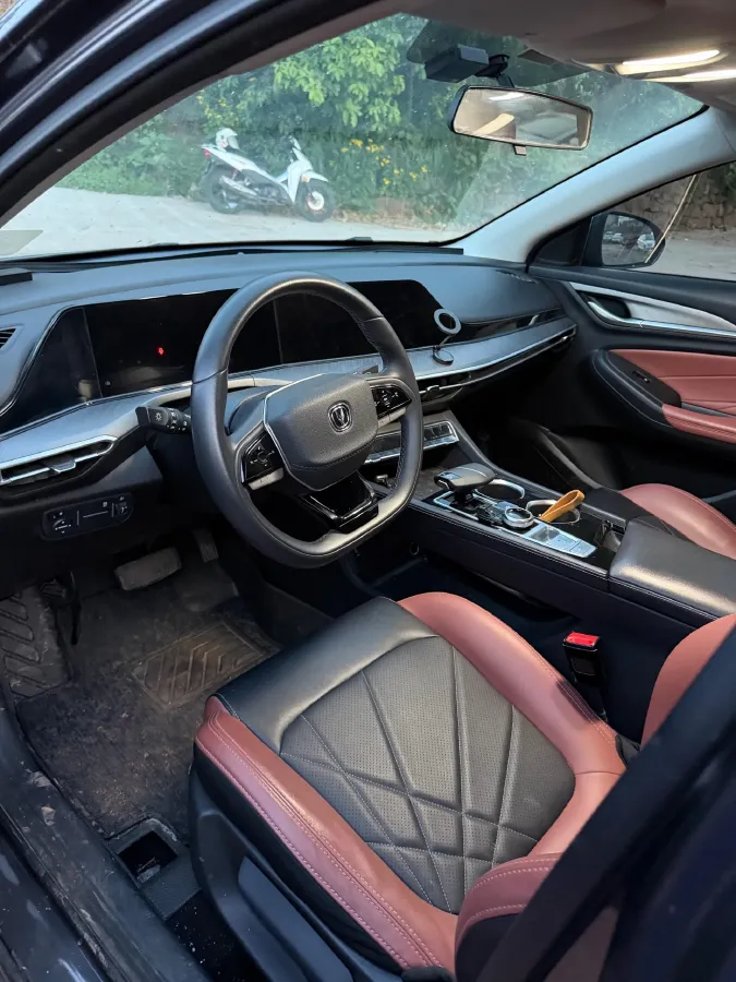 2021 ChangAn Eado 1.4T 160HP L4 7DCT,autocango,china used car exporter,china ev exporter,chinese used car exporter,chinese used ev exporter