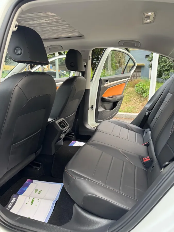 2025 Volkswagen Bora 1.2T 116HP L4 7DCT,autocango,china used car exporter,china ev exporter,chinese used car exporter,chinese used ev exporter