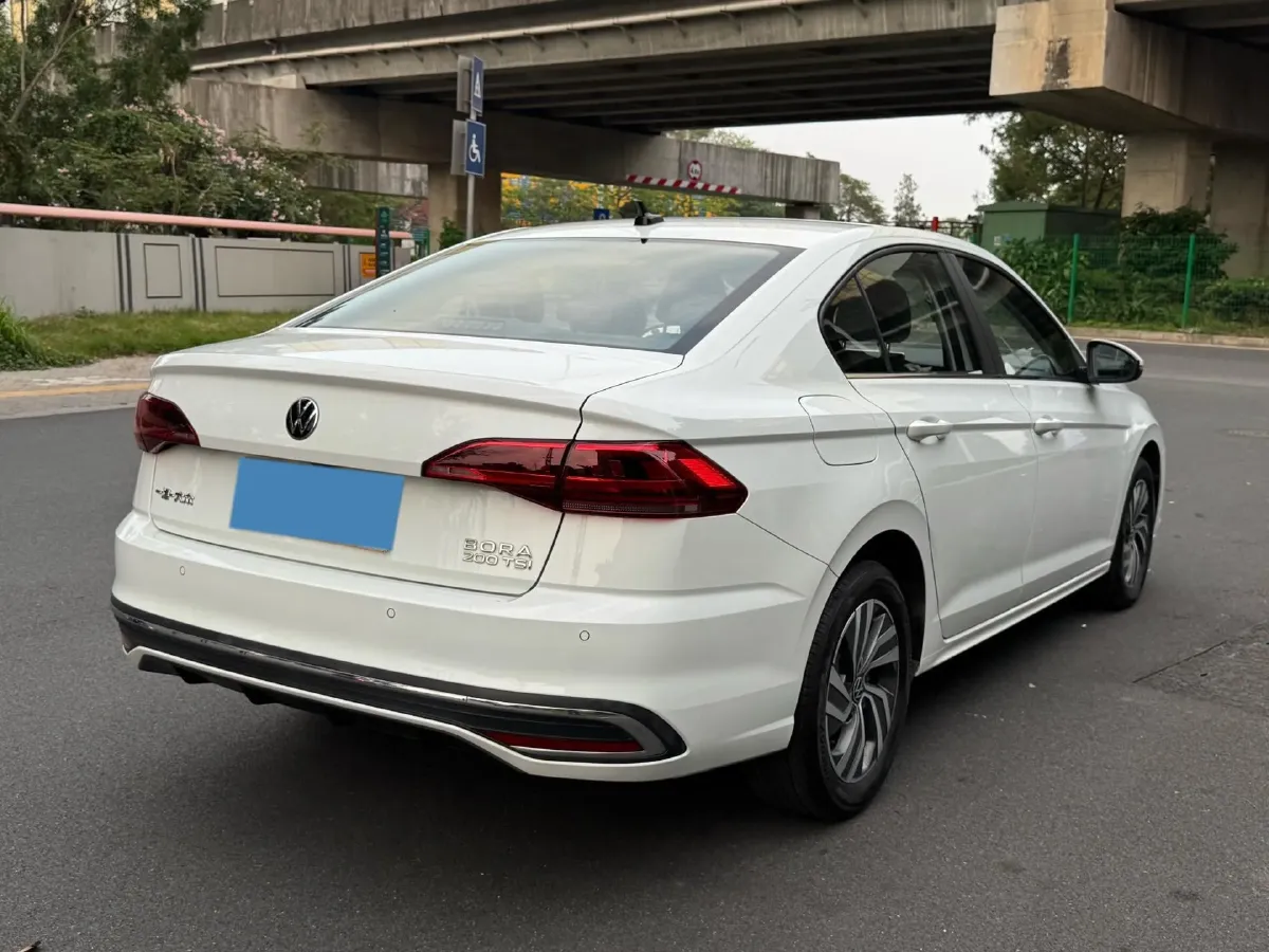 2025 Volkswagen Bora 1.2T 116HP L4 7DCT,autocango,china used car exporter,china ev exporter,chinese used car exporter,chinese used ev exporter