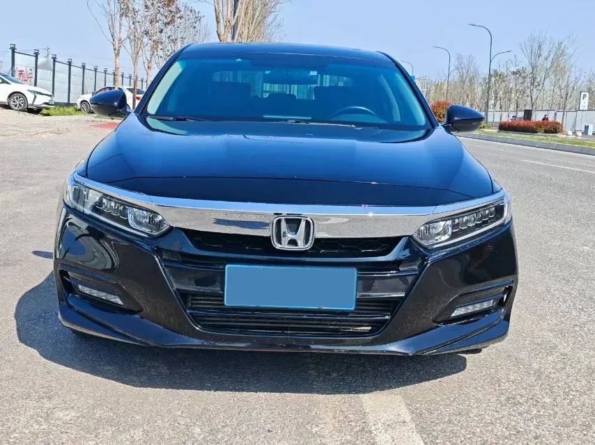 2018 Honda Accord 1.5T 194HP L4 CVT,autocango,china used car exporter,china ev exporter,chinese used car exporter,chinese used ev exporter
