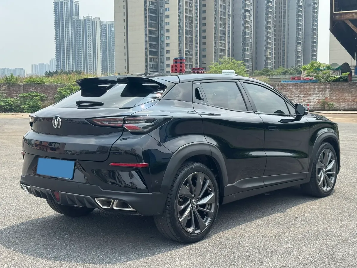 2020 ChangAn UNI-T 1.5T 180HP L4 7DCT,autocango,china used car exporter,china ev exporter,chinese used car exporter,chinese used ev exporter