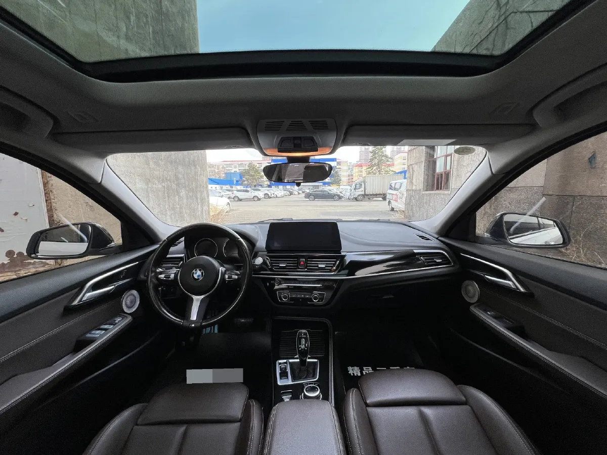 2023 BMW 1 Series 1.5T 136HP L3 7DCT,autocango,china used car exporter,china ev exporter,chinese used car exporter,chinese used ev exporter