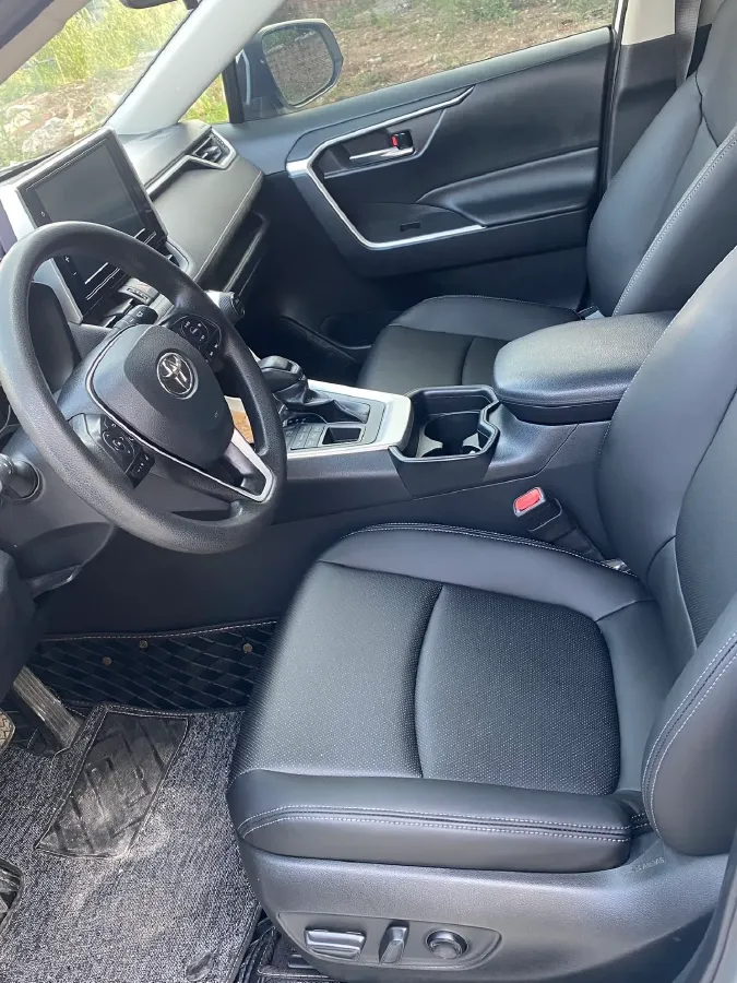 2020 Toyota RAV4 2.0L 171HP L4 CVT,autocango,china used car exporter,china ev exporter,chinese used car exporter,chinese used ev exporter