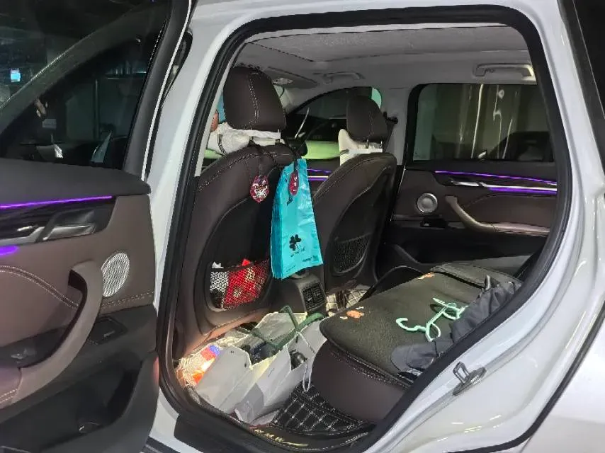 2022 BMW X1 2.0T 192HP L4 8AT,autocango,china used car exporter,china ev exporter,chinese used car exporter,chinese used ev exporter